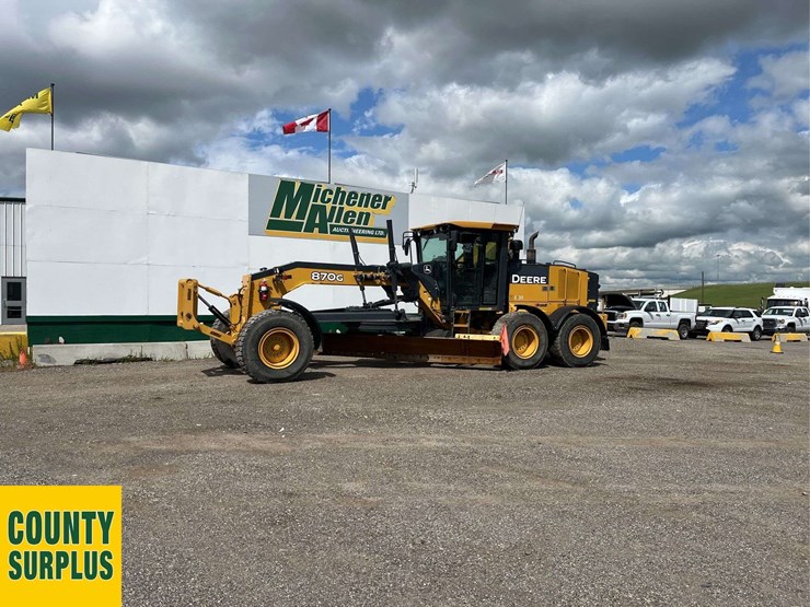 2017-deere-870g-image-1