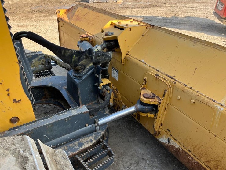 2015-deere-650k-lgp-image-20