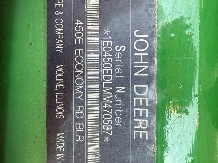 2021-john-deere-450e-image-13