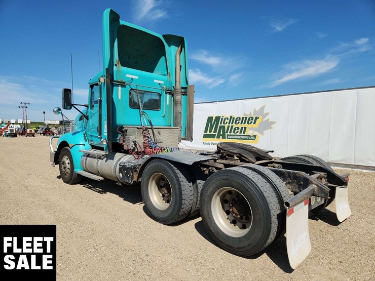 2014-kenworth-t660-image-4