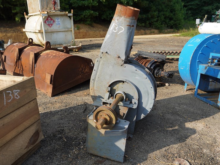 #137-•-22”-chip-blower-image-1