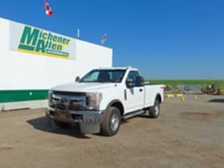 2018-ford-f250-image-24