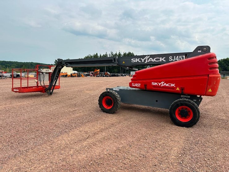 2019-skyjack-sj45t-image-5