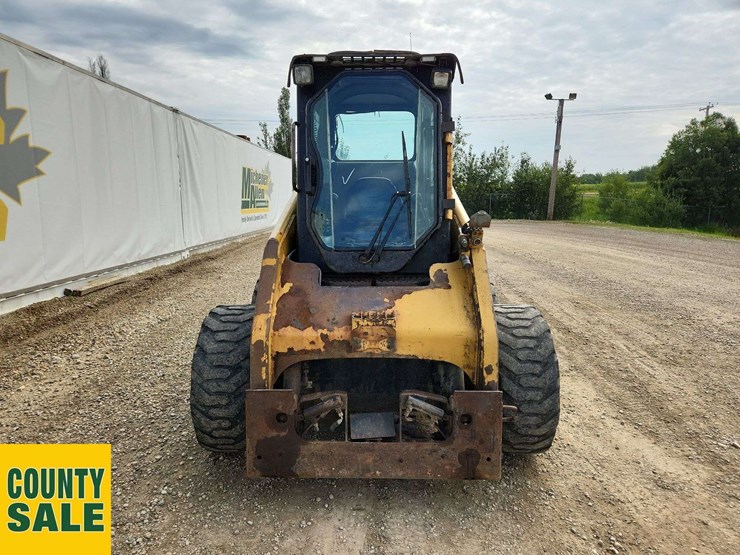 2005-caterpillar-246b-image-5