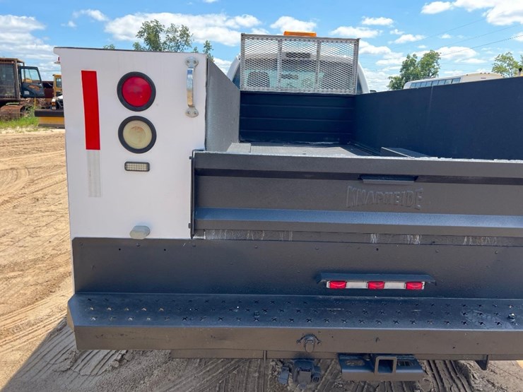 2015-ford-f450-xl-image-19