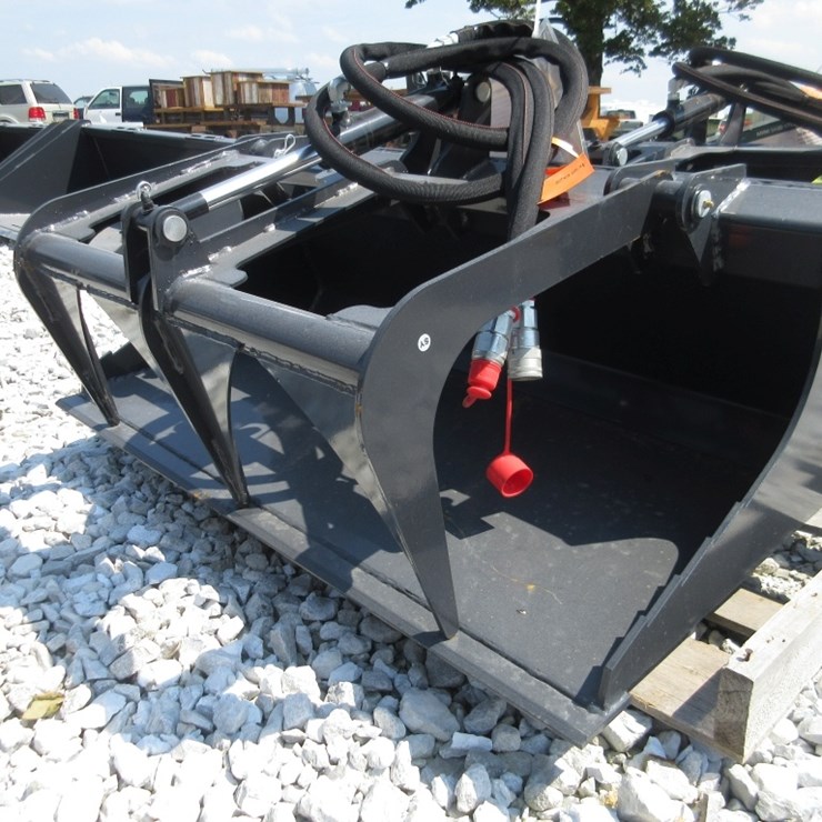 Wolverine Mini Skid Steer Stump Grapple