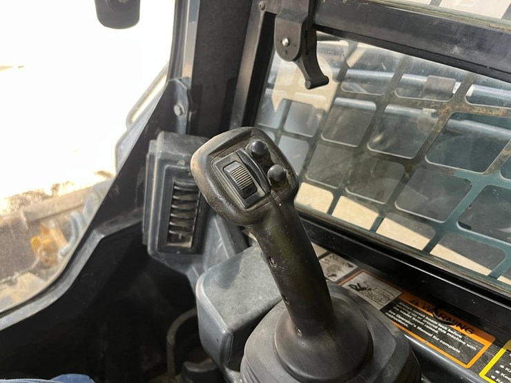 deere-333g-image-32