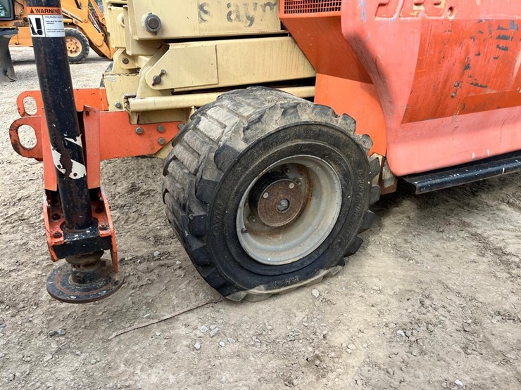2005-jlg-4394rt-image-14