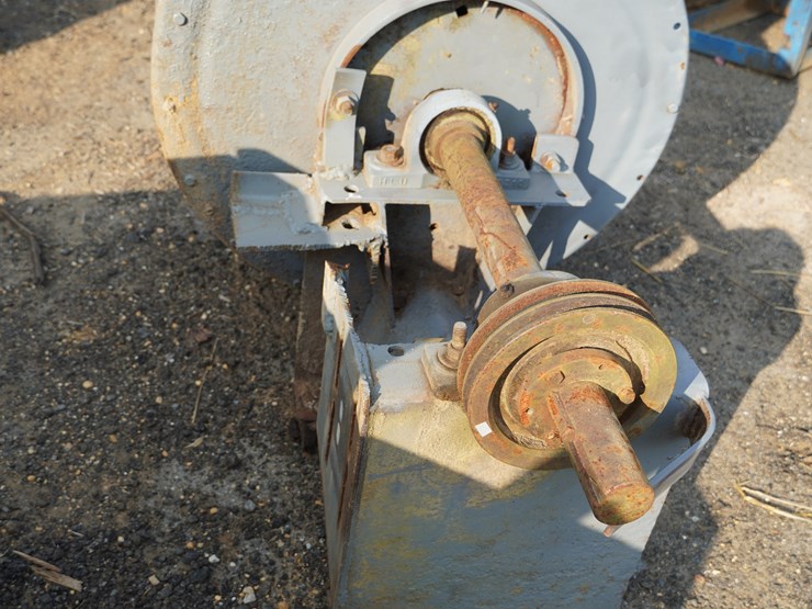 #137-•-22”-chip-blower-image-5