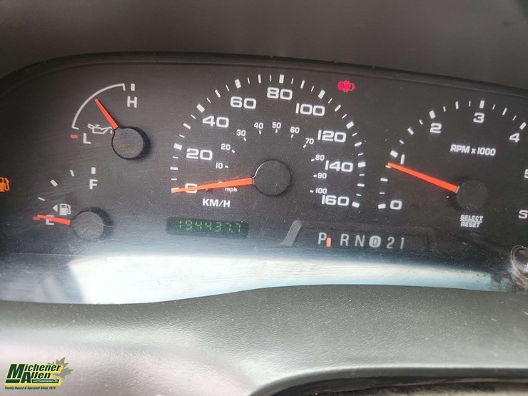 2004-ford-f550-image-9