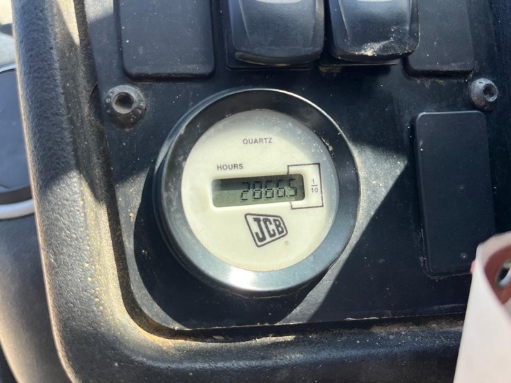 2015-jcb-507-42-image-24