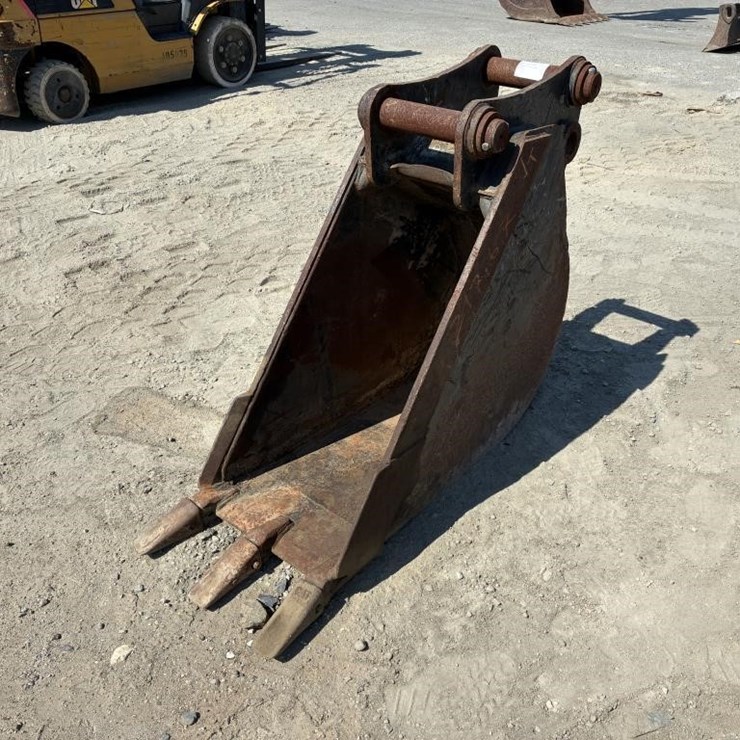 CATERPILLAR 18