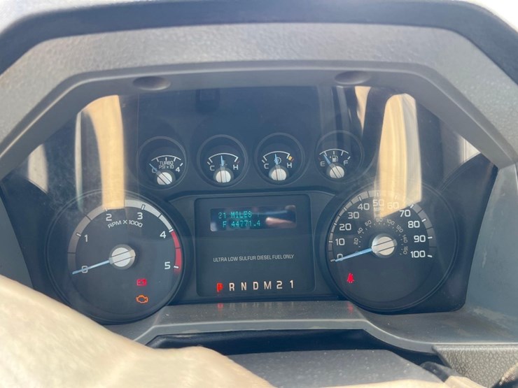 2015-ford-f450-xl-image-37