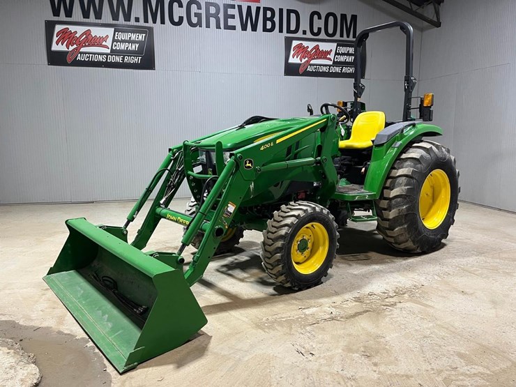 2021-john-deere-4044m-image-2