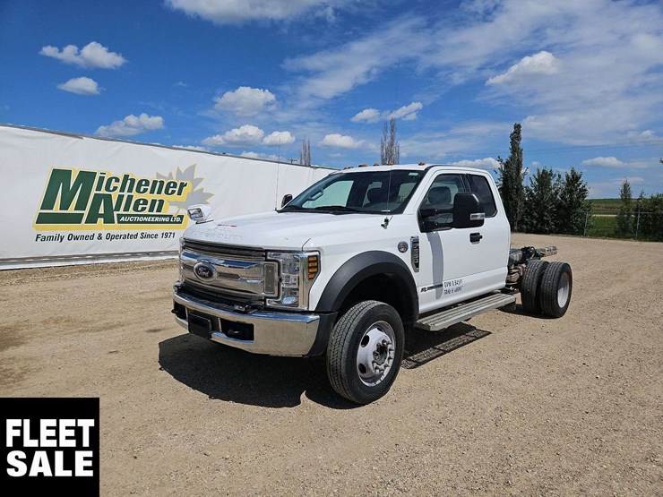 2019-ford-f550-image-1