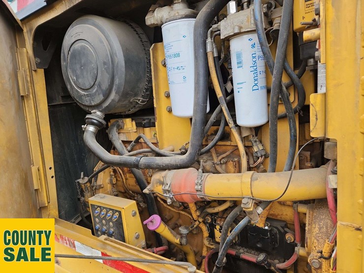 2008-caterpillar-14m-image-22