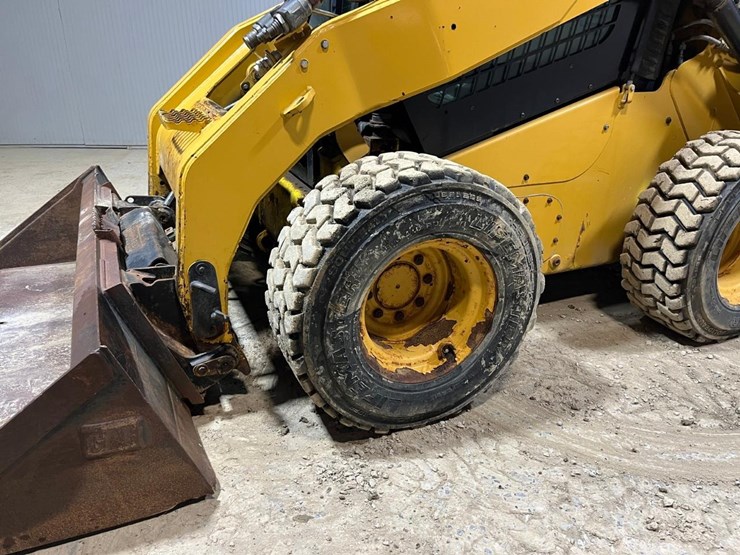 caterpillar-272d-image-12