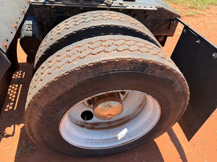 1990-kenworth-t400-image-4