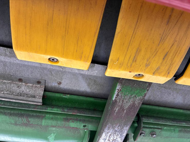 2016-john-deere-630f-image-55