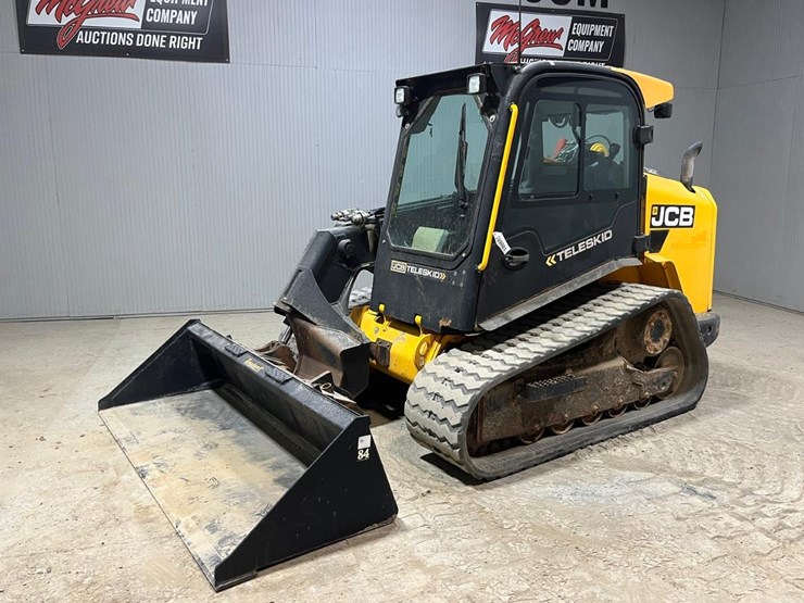 2018-jcb-3ts-8t-image-2