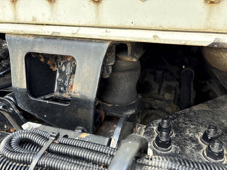 caterpillar-c13-image-23