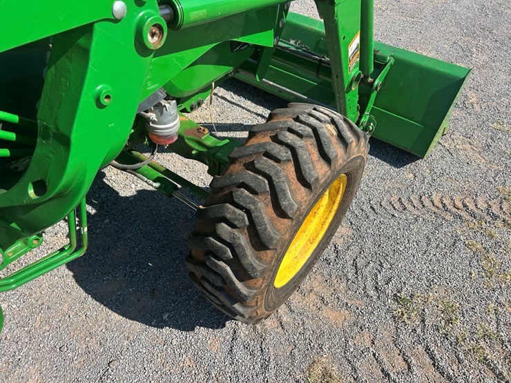 john-deere-4066m-image-22