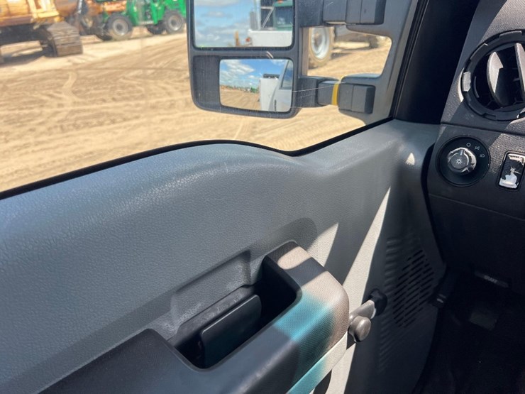 2015-ford-f450-xl-image-39