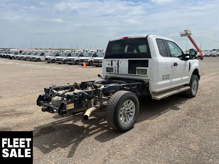2019-ford-f350-image-11