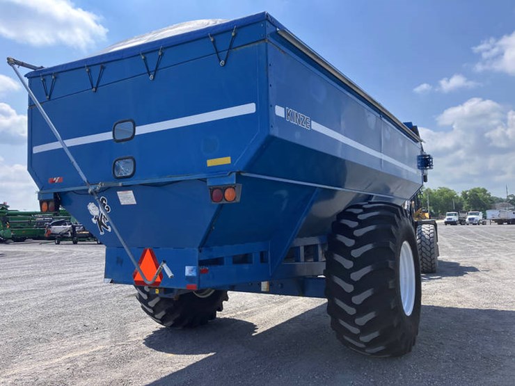 1994-kinze-840-image-10