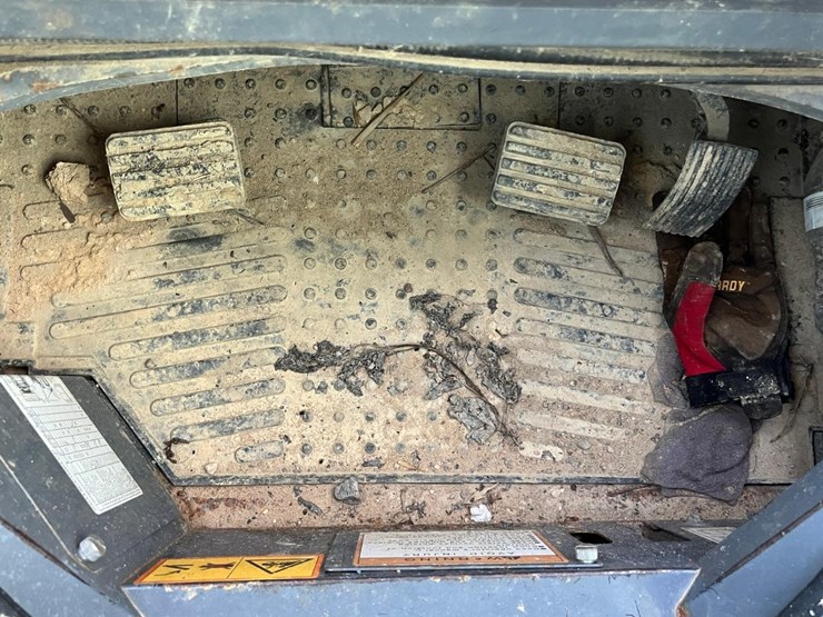takeuchi-tl12r2-image-31
