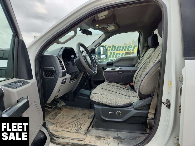 2017-ford-f350-image-8