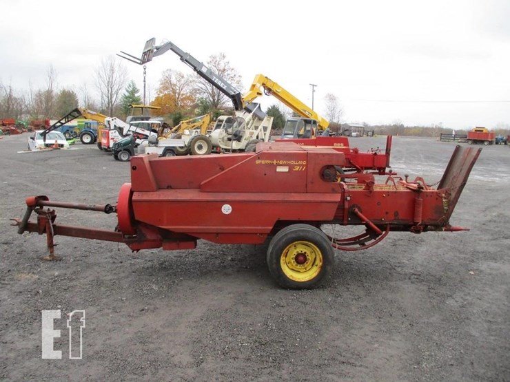 new-holland-311-image-6