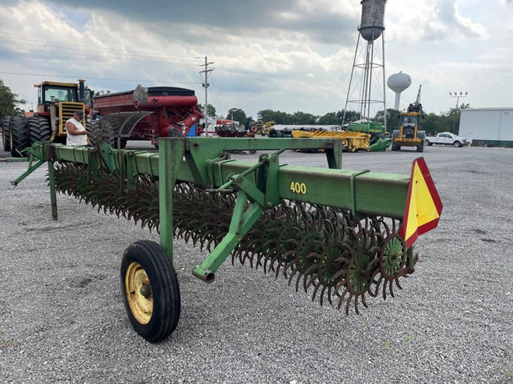 john-deere-400-image-6
