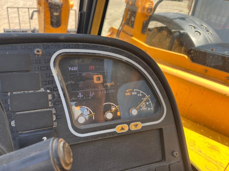 2015-jcb-507-42-image-27