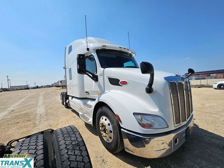 2020-peterbilt-579-image-4