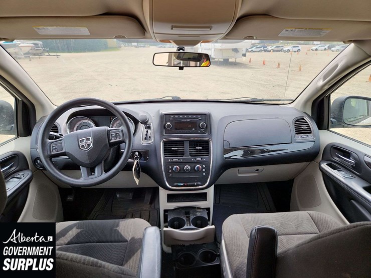 2013-dodge-grand-caravan-image-9