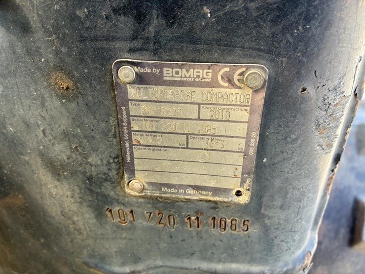 2010-bomag-bmp8500-image-11