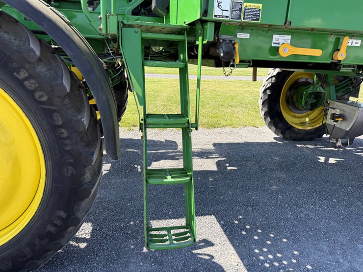 2005-john-deere-4720-image-41