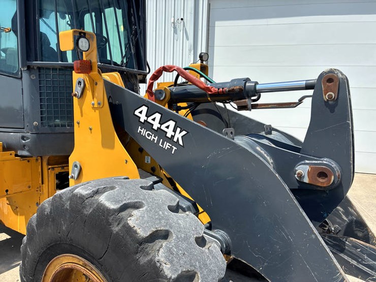 2018-john-deere-2018-image-51