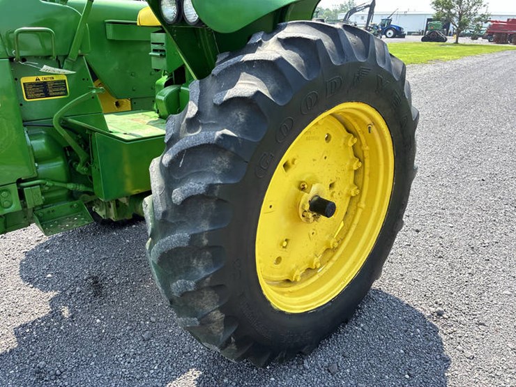 1963-john-deere-4010-image-36