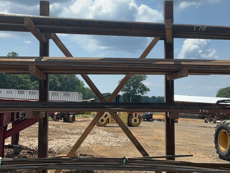 #179-•-cantilever-storage-rack-image-1