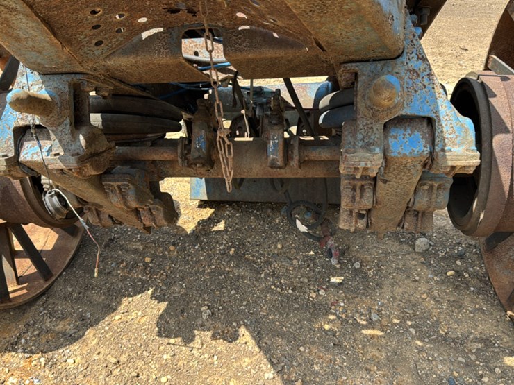 #255-•-semi-5th-wheel-dolley-image-6