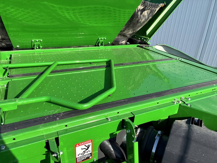 2024-john-deere-s790-image-87