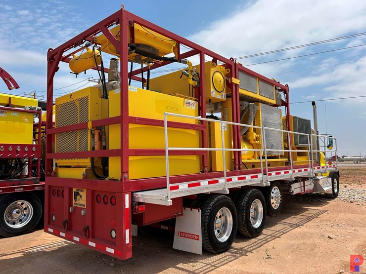 2013-kenworth-t800-image-4