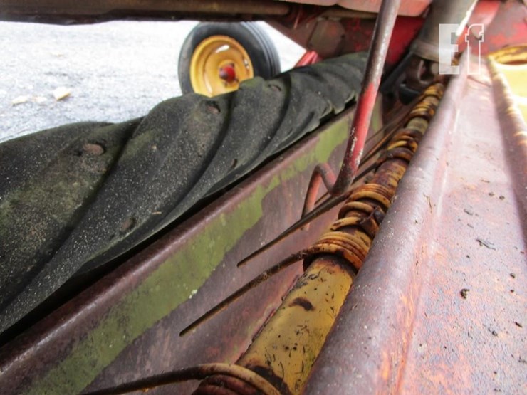 new-holland-474-image-6