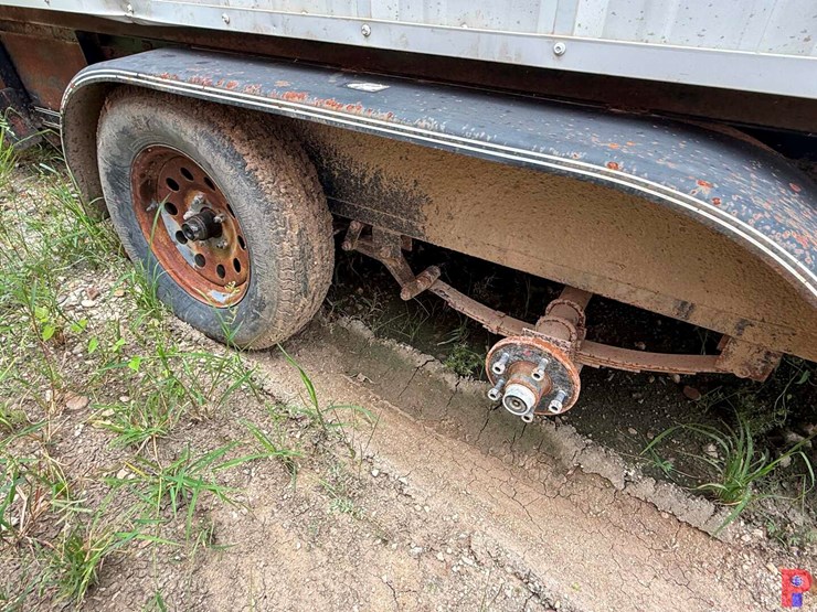 best-bilt-16’-t/a-bumper-pull-cool-down-trailer-image-6