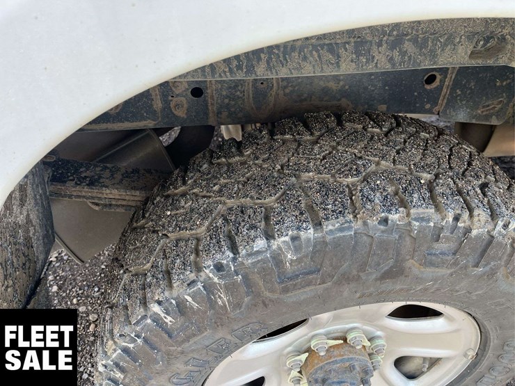 2016-ram-tradesman-image-13