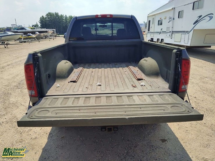 2003-dodge-ram-2500-image-17