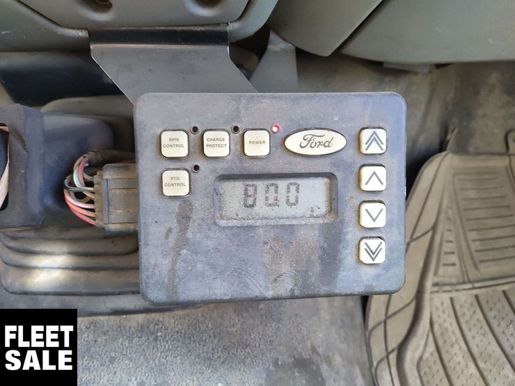 2003-ford-f550-image-13