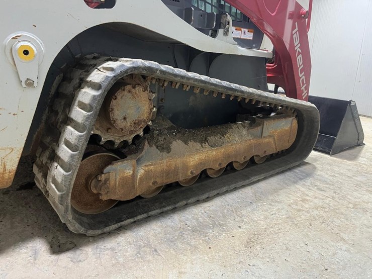 takeuchi-tl12v2-image-18